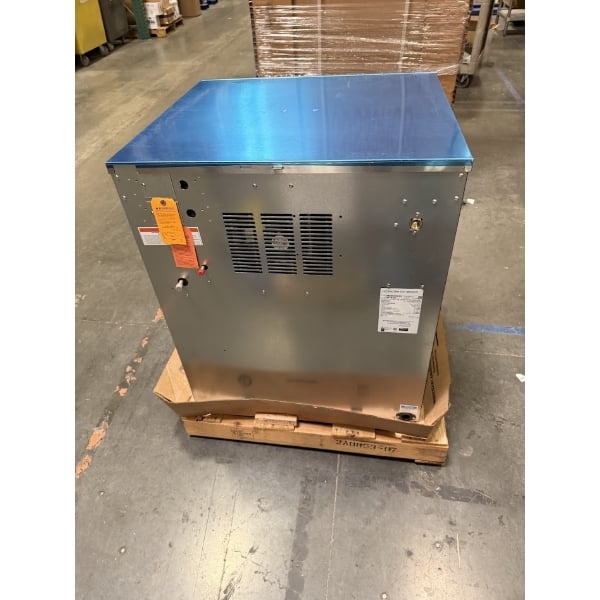 Scratch and Dent Hoshizaki F-1501MRJZ-C Slim-Line Series 30" Remote Air-Cooled Modular Cubelet Ice Machine - 1,353 lb., 230V, 1 Phase