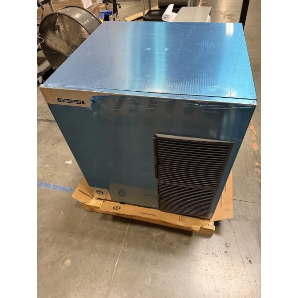 Scratch and Dent Hoshizaki F-1501MRJZ-C Slim-Line Series 30" Remote Air-Cooled Modular Cubelet Ice Machine - 1,353 lb., 230V, 1 Phase