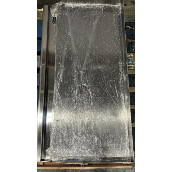 Scratch and Dent Avantco EG36N 36" Electric Countertop Griddle - 208/240V, 7.4 kW-10 kW