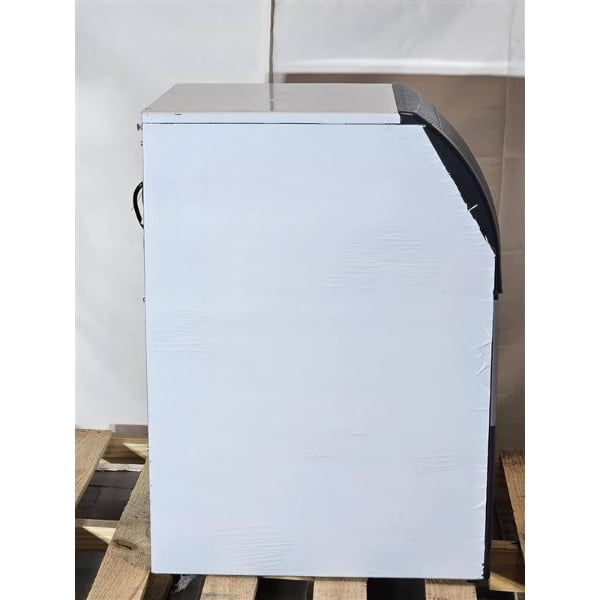 Scratch and Dent Scotsman CU0920MAX-1A 20" Air-Cooled Undercounter Medium Cube Ice Machine with 57 lb. Storage Bin - 100 lb., 115V