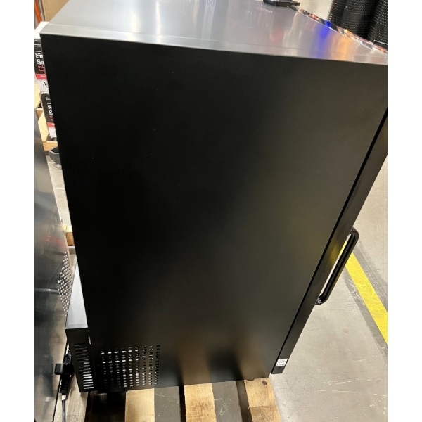 Scratch and Dent Avantco CRM-7-HC Black Countertop Display Refrigerator with Swing Door - 4.1 Cu. Ft.