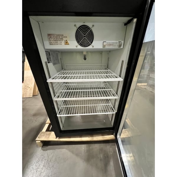 Scratch and Dent Avantco CRM-7-HC Black Countertop Display Refrigerator with Swing Door - 4.1 Cu. Ft.