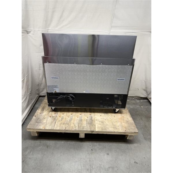 Scratch and Dent Avantco APT-48M-HC 47" 2 Door Mega Top Refrigerated Sandwich Prep Table