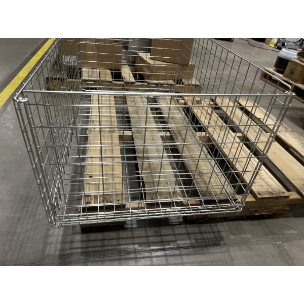 Scratch and Dent Cambro CSSC244818000 Camshelving® 42 1/2" x 25 1/4" Single Shelf Security Cage for Premium, Elements and Elements XTRA Series