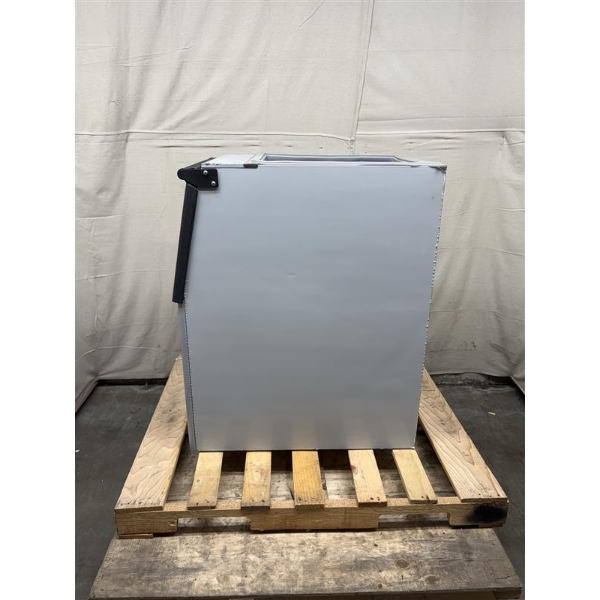Scratch and Dent Avantco Ice BIN23022 22" Ice Storage Bin - 275 lb.