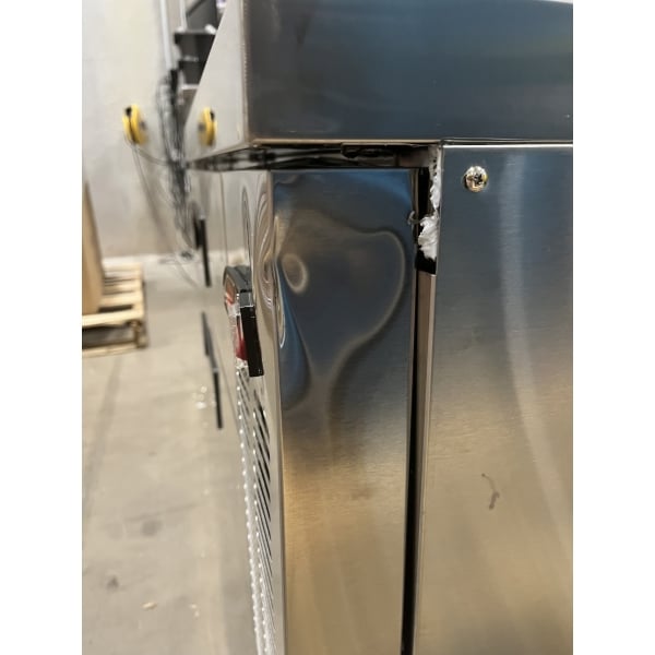 Scratch and Dent Avantco CBE-48-HC 48" 2 Drawer Refrigerated Chef Base