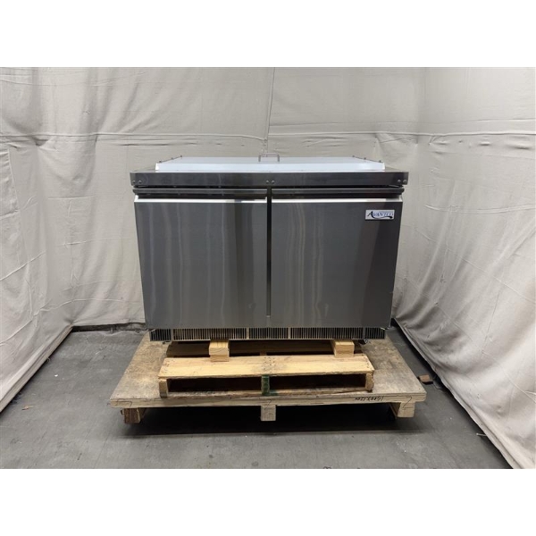 Scratch and Dent Avantco SS-CFT-48-HC 48" Stainless Steel Refrigerated Salad Bar / Cold Food Table