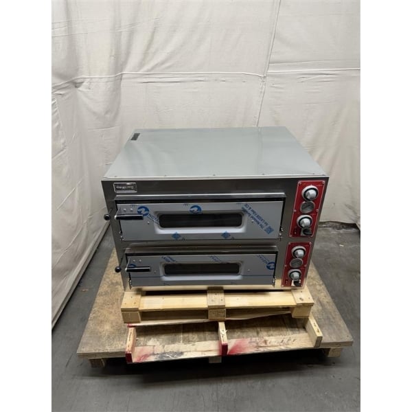 Scratch and Dent Omcan 40636 Electric Countertop 27 5/8" Double Deck Entry Max Series Pizza Oven - 220V, 3 Phase, 11.2 kW