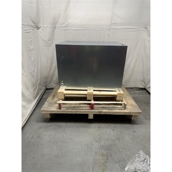 Scratch and Dent Omcan 40636 Electric Countertop 27 5/8" Double Deck Entry Max Series Pizza Oven - 220V, 3 Phase, 11.2 kW