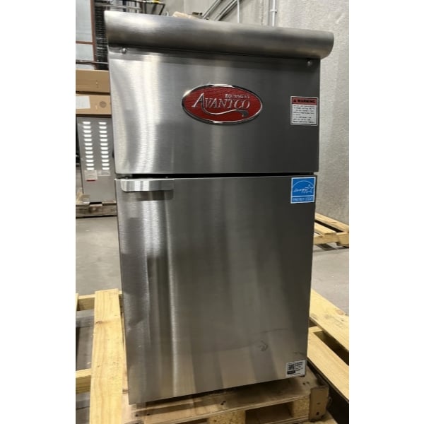 Scratch and Dent Avantco F4-ES-N 45-50 lb. Natural Gas Stainless Steel Floor Fryer - 85,000 BTU