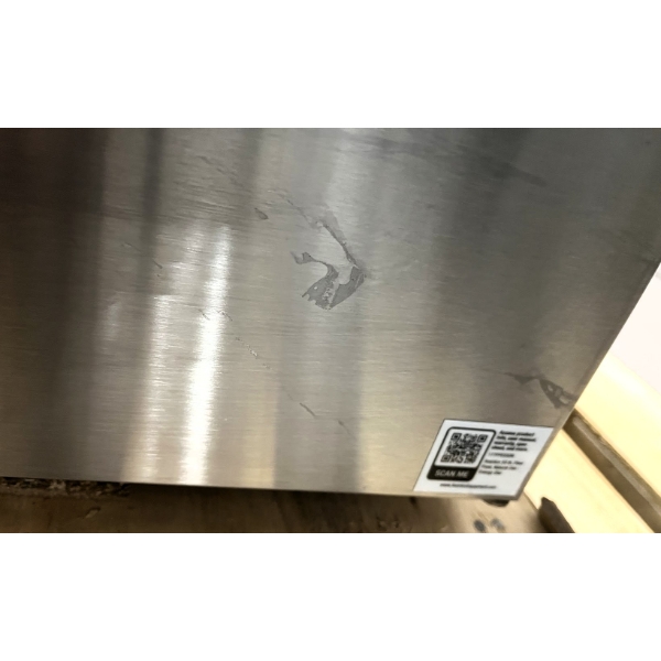 Scratch and Dent Avantco F4-ES-N 45-50 lb. Natural Gas Stainless Steel Floor Fryer - 85,000 BTU