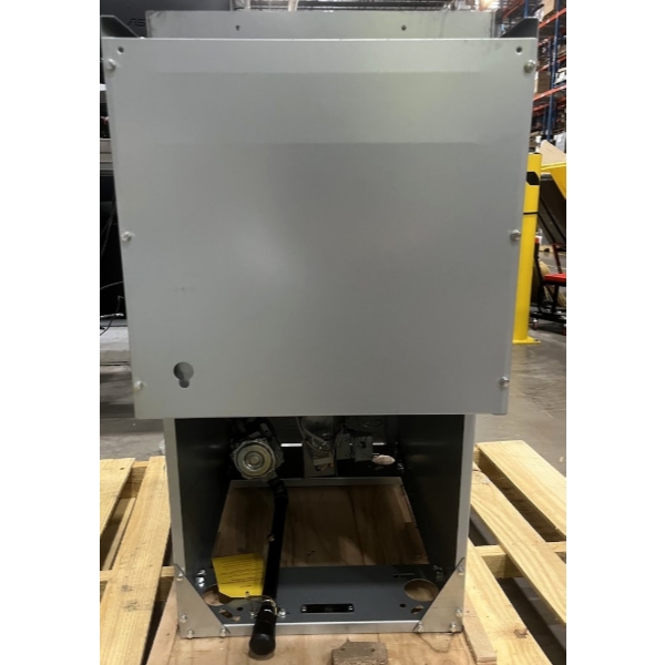Scratch and Dent Avantco F4-ES-N 45-50 lb. Natural Gas Stainless Steel Floor Fryer - 85,000 BTU