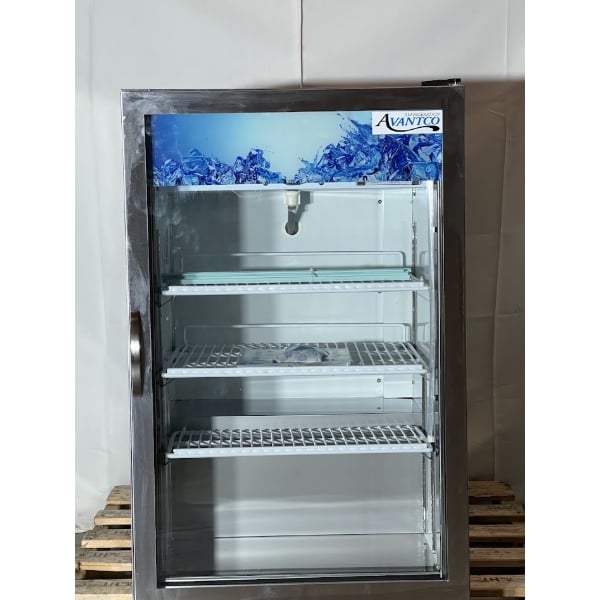 Scratch and Dent Avantco CRM-7-HC Stainless Steel Countertop Display Refrigerator with Swing Door - 4.1 Cu. Ft.