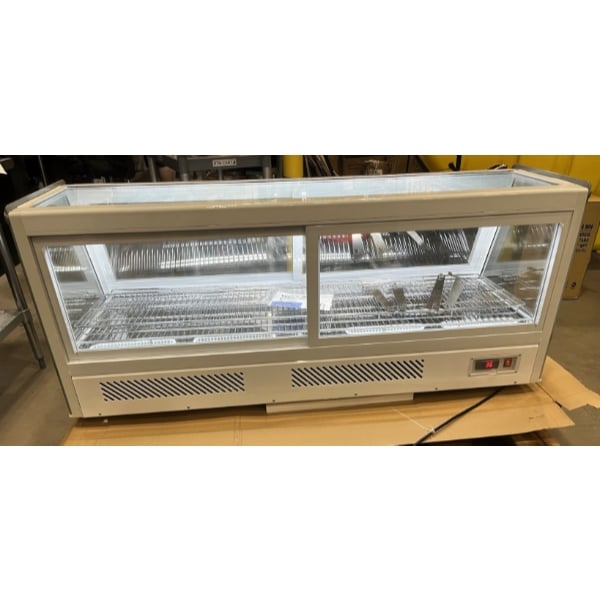 Scratch and Dent Avantco BCSS-60-HC 60" White Self-Serve Refrigerated Countertop Bakery Display Case with LED Lighting
