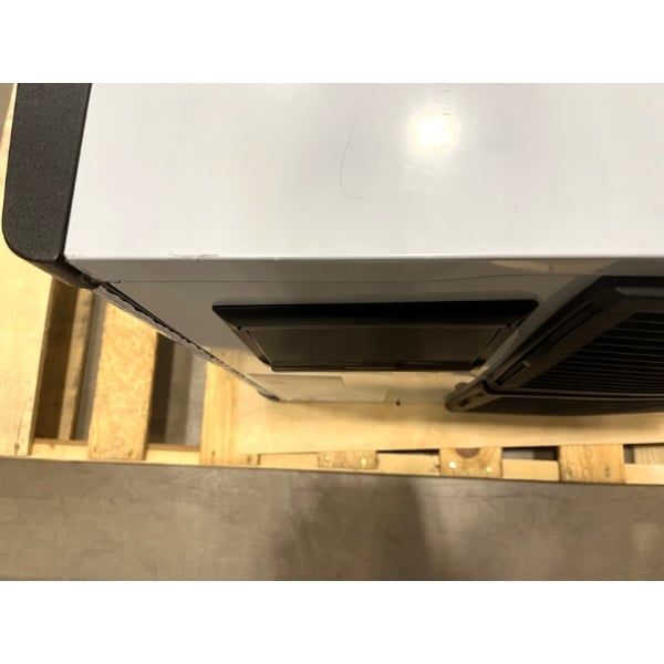 Scratch and Dent Avantco Ice MC-F-530-A 30" Air-Cooled Modular Full Cube Ice Machine - 497 lb., 115V