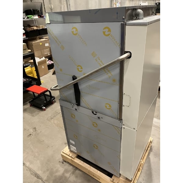 Scratch and Dent Centerline by Hobart CDL-1 Electric Low Temperature Door-Type Dishwasher 120V