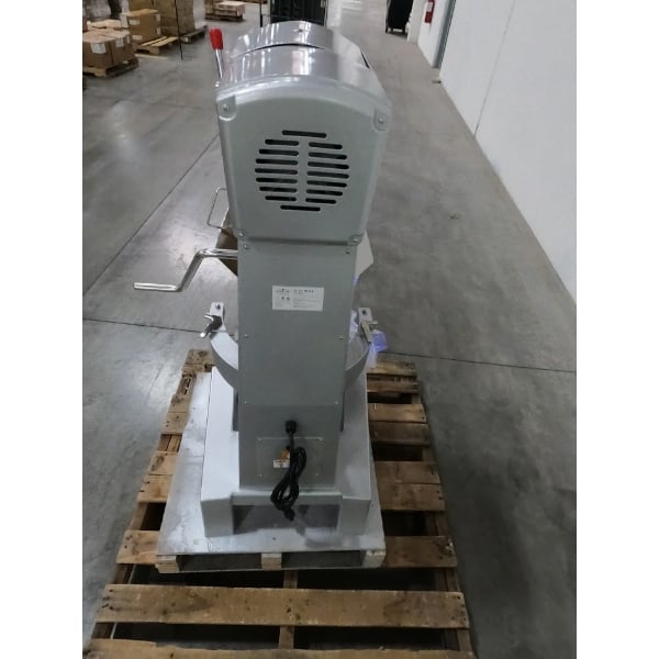 Scratch and Dent MainStreet Equipment CMIX30 30 Qt. Planetary Floor Mixer with Guard & Standard Accessories - 120V, 2 hp