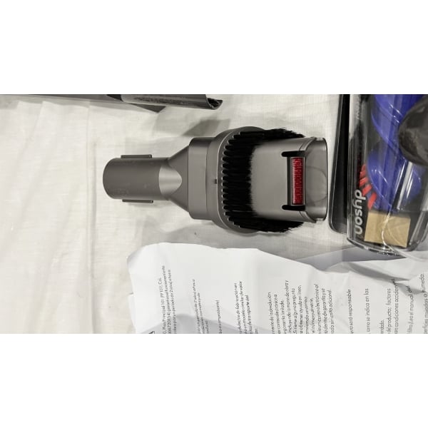 Scratch and Dent Dyson V8 400473-01 Cordless Stick Vacuum with Battery, Charger, and Tool Kit