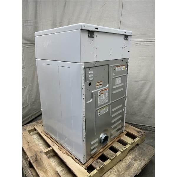 Scratch and Dent Speed Queen Quantum Gold Pro DV6010WE 7.0 cu. ft. 27" Front Load Electric Commercial Dryer with Front Control - Coin Operated