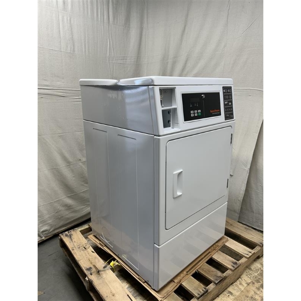 Scratch and Dent Speed Queen Quantum Gold Pro DV6010WE 7.0 cu. ft. 27" Front Load Electric Commercial Dryer with Front Control - Coin Operated