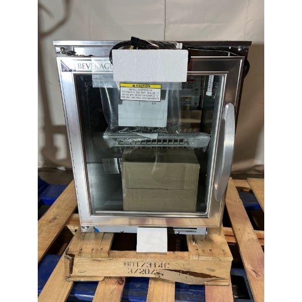 Scratch and Dent Beverage-Air UCR20HC-24-25-23 20" Low Profile Left-Hinged Undercounter Refrigerator