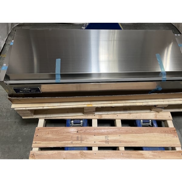 Scratch and Dent Arctic Air ACP55 55" Refrigerated Countertop Condiment Prep Station