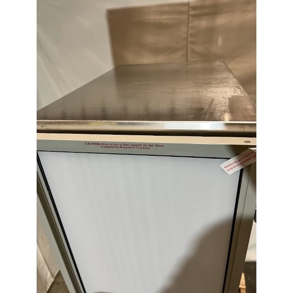 Scratch and Dent Avantco HEAT-1836I Full Size Insulated Heated Holding Cabinet with Clear Door - 120V