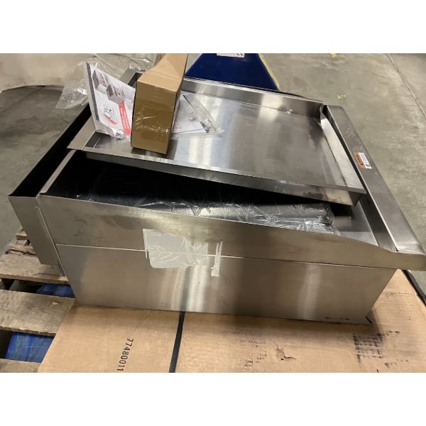 Scratch and Dent Cooking Performance Group GM-CPG-24-NL 24" Gas Countertop Griddle with Manual Controls - 60,000 BTU