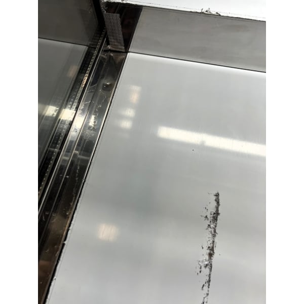 Scratch and Dent Avantco HAC-51-B 47 3/16" Black Horizontal Air Curtain Merchandiser with 1 Shelf and LED Lighting - 115V