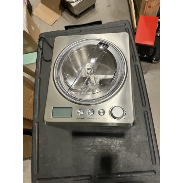 Scratch and Dent Waring WCIC25 2.5 Qt. Compressor Ice Cream Maker - 120V, 180W