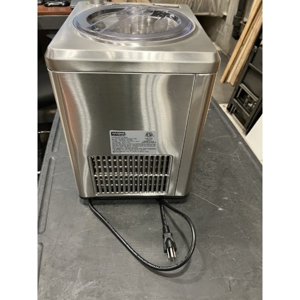 Scratch and Dent Waring WCIC25 2.5 Qt. Compressor Ice Cream Maker - 120V, 180W