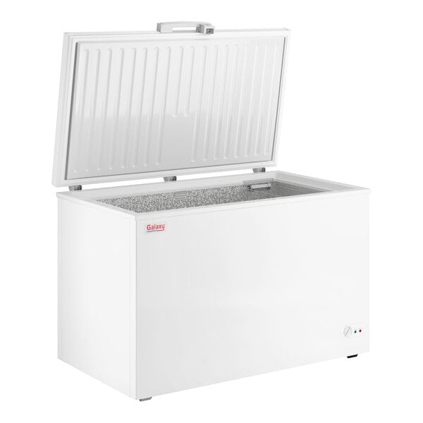 Scratch and Dent Galaxy CF13HC Commercial Chest Freezer - 12.7 cu. ft.