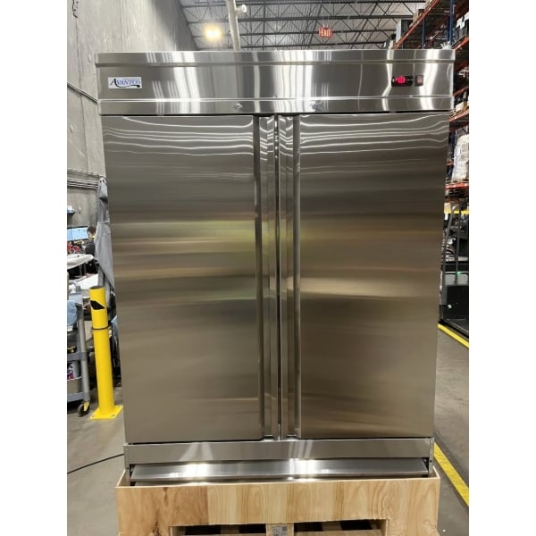 Scratch and Dent Avantco SS-2R-HC 54" Stainless Steel Solid Door Reach-In Refrigerator