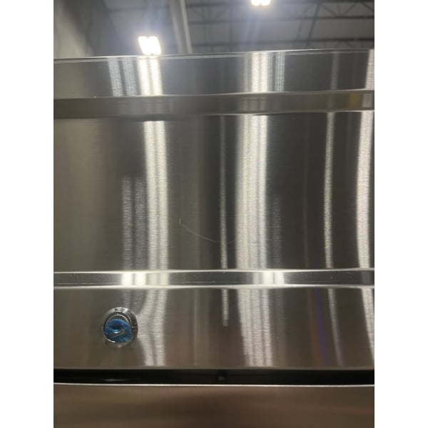 Scratch and Dent Avantco SS-2R-HC 54" Stainless Steel Solid Door Reach-In Refrigerator