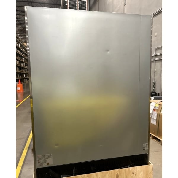 Scratch and Dent Avantco SS-2R-HC 54" Stainless Steel Solid Door Reach-In Refrigerator