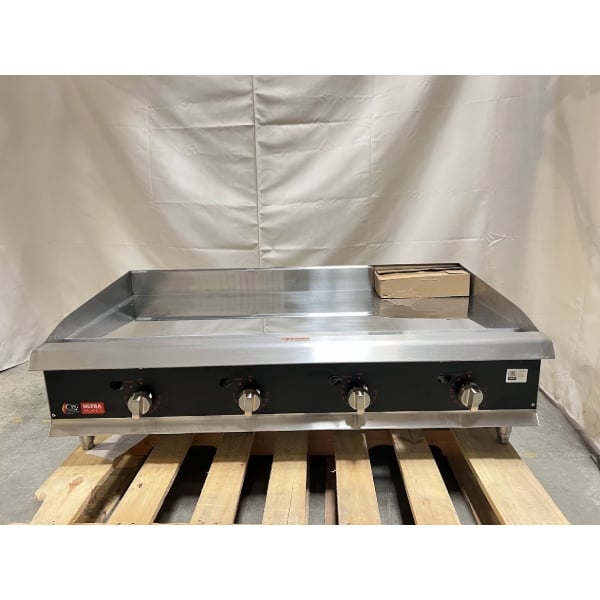 Scratch and Dent Cooking Performance Group GTU-CPG-48-L Ultra Series 48" Chrome Plated Liquid Propane 4-Burner Countertop Griddle - 120,000 BTU
