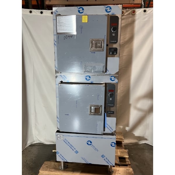 Scratch and Dent Cleveland 24CGA10 SteamCraft Ultra Natural Gas 10 Pan Floor Steamer - 125,000 BTU
