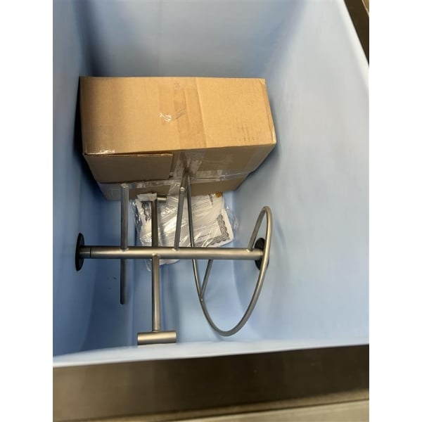 Scratch and Dent Hoshizaki DB-130H Hotel Ice Dispenser - 130 lb. 115V