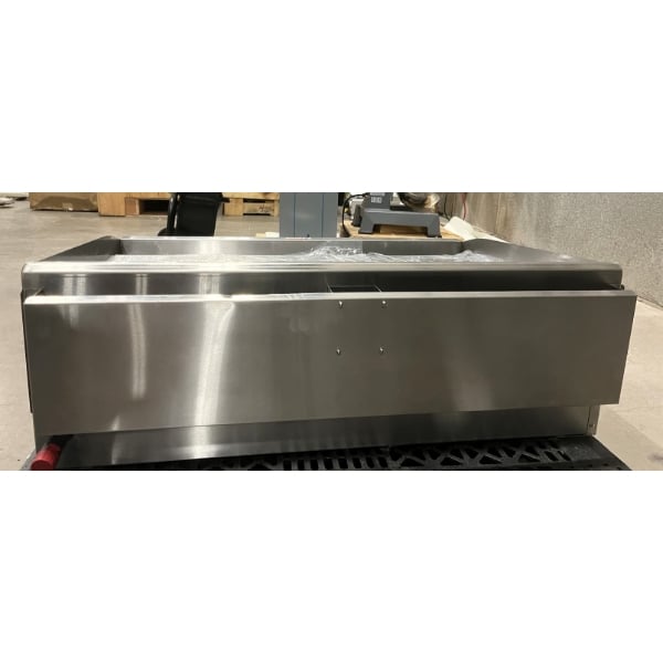 Scratch and Dent Cooking Performance Group GT-CPG-36-NL 36" Gas Countertop Griddle with Flame Failure Protection and Thermostatic Controls - 90,000 BTU