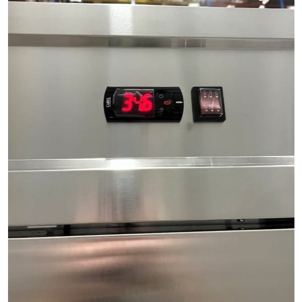 Scratch and Dent Avantco SS-3R-HC 81 5/16" Stainless Steel Solid Door Reach-In Refrigerator