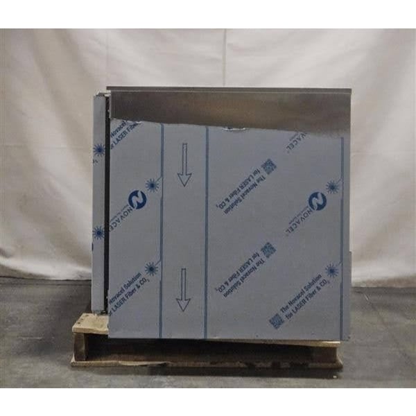 Scratch and Dent Beverage-Air UCF32AHC-23 32" Low Profile Undercounter Freezer