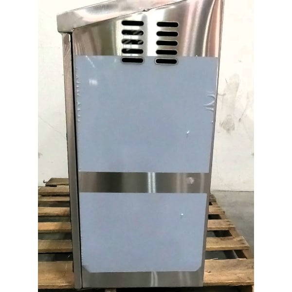 Scratch and Dent Regency 48" NSF Stainless Steel Wall Cabinet with Hinged Doors