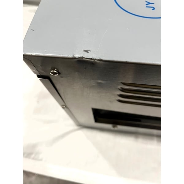 Scratch and Dent Avantco T3600D Commercial 14 1/2" Wide Conveyor Toaster with 3" Opening - 240V, 3600W, 1200 Slices per Hour