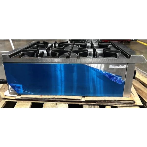 Scratch and Dent Avantco Chef Series CAG-R-4-24 24" 4 Burner Gas Countertop Range - 100,000 BTU