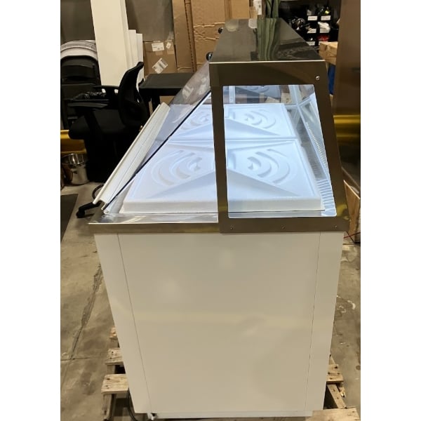Scratch and Dent Avantco CPW-47-HC 47 1/8" 8 Tub White Deluxe Ice Cream Dipping Cabinet