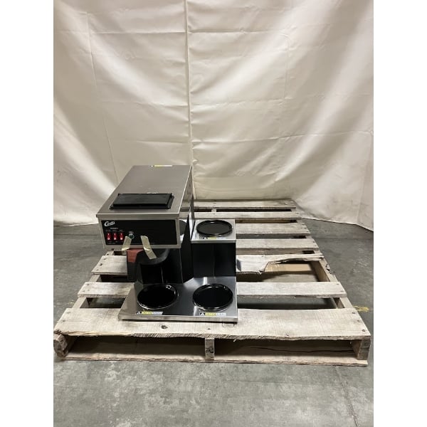 Scratch and Dent Curtis CAFE3DB10A000 12 Cup Pourover Coffee Brewer with 1 Upper and 2 Lower Warmers - 120V