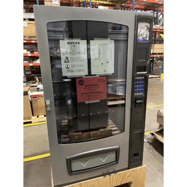 Scratch and Dent Seaga ENV5B 40-Item Refrigerated Vending Machine / Beverage Merchandiser