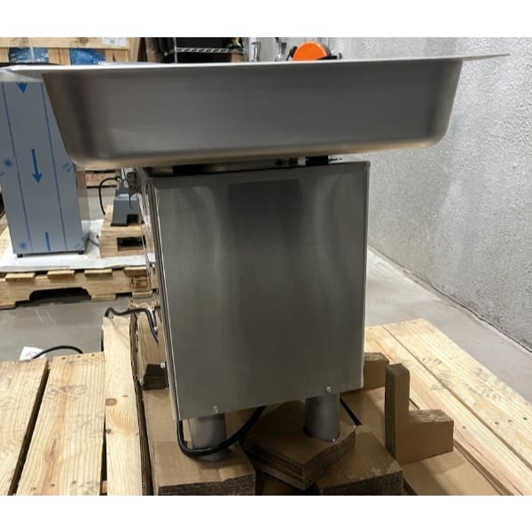 Scratch and Dent ProCut KG-22-W #22 Electric Meat Grinder with Cast Iron Headstock - 110V, 1 hp