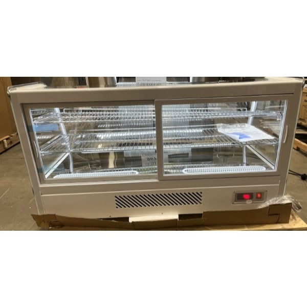 Scratch and Dent Avantco BCC-48-HC 48" White Refrigerated Countertop Bakery Display Case with LED Lighting