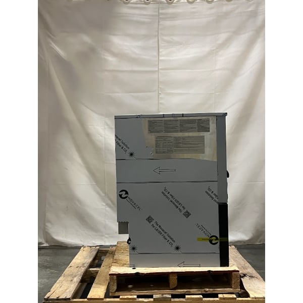 Scratch and Dent Hoshizaki KM-116BAK 23 3/4" ADA-Compliant Air-Cooled Undercounter Crescent Cube Ice Machine with 53 lb. Storage - 130 lb., 115V
